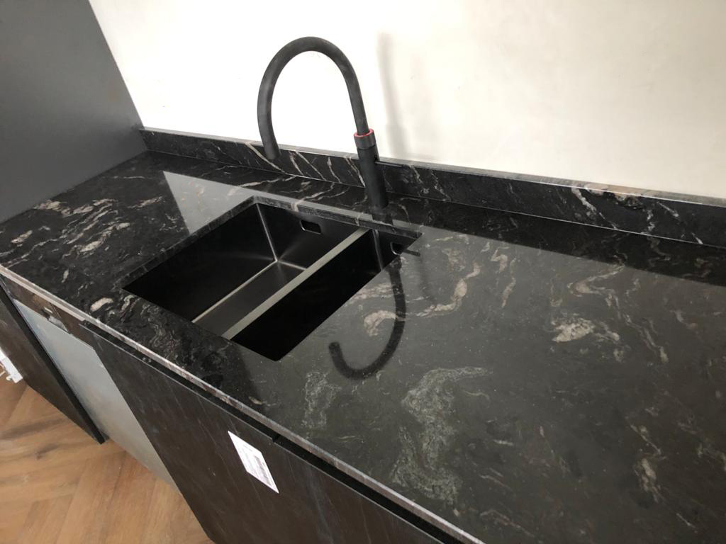 Cosmic Black aanrechtblad